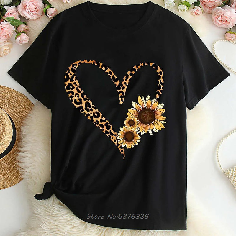Women's Heart Print T-Shirt - Oversized Summer Cotton Top